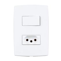 Interruptor simples com tomada tramontina