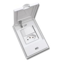 Interruptor Simples E Tomada 10a Área Externa B.laqua - Blux Interruptor Simples E Tomada 10a Área Externa B.laqua - Blux