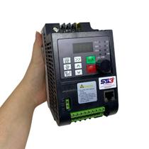 Inversor de Frequência SS3 3cv 220v/380v 5A Monofásico 2.2Kw