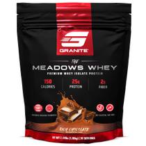 Isolado de proteína de soro de leite em pó e granito complementa The Meadows