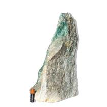 Jadeita Natural Tipo B - Pedra Pé Serrado - 8,95Kg - 32cm Jadeita Natural Tipo B - Pedra Pé Serrado - 8,95Kg - 32cm