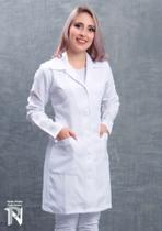 Jaleco feminino tradicional branco manga longa, confeccionado em gabardine.