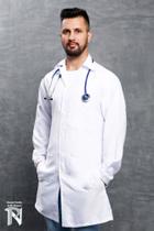Jaleco masculino branco tradicional manga longa confeccionado em gabardine. Jaleco masculino branco tradicional manga longa confeccionado em gabardine.