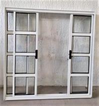 Janela Quadriculada 4 Folhas Vidro - Alumínio Branco - Linha 18 Modular