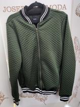 Jaqueta Bomber na cor verde com preto