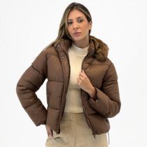 Jaqueta Dyordhana Curta Puffer em Nylon com Capuz Feminina Jaqueta Dyordhana Curta Puffer em Nylon com Capuz Feminina