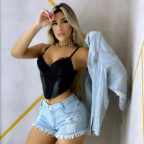 Jaqueta Feminina Jeans Destroyed: Estilo Grunge Moderno