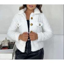 Jaqueta feminina teddy botões e bolso moda gringa