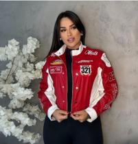 Jaqueta Feminina Varsity material sintético Estilo College, Moderna e Confortável