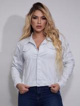 Jaqueta jeans branca feminina de estilo blogueira destroyed