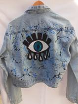 Jaqueta Jeans Feminina Olho Grego Azul Tamanho GG - Clara Jaqueta Jeans Feminina Olho Grego Azul Tamanho GG - Clara
