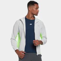 Jaqueta New Balance Windbreak Fast Days Masculina Jaqueta New Balance Windbreak Fast Days Masculina