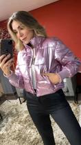 jaqueta puffer metalizada lilás