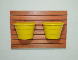 Jardim vertical ripado 60x40 cm com dois vasos meia lua 3l