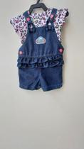 Jardineira Anuska jeans com blusinha Jardineira Anuska jeans com blusinha