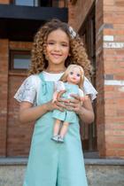 Jardineira em Sarja com Blusa Flower- Menina e Boneca Jardineira em Sarja com Blusa Flower- Menina e Boneca