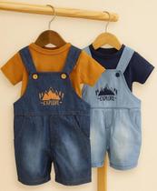 Jardineira Jeans Beby Bordada com Body para Aventuras de Verão