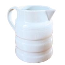 Jarra Leiteira Relevo 720ml Sucos Bebidas Porcelana Branca