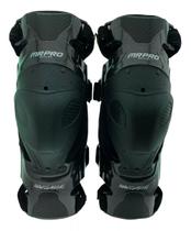 Joelheira articulada mr pro new classic preto brilhante Joelheira articulada mr pro new classic preto brilhante