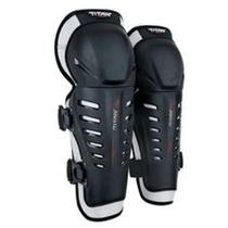 Joelheira Fox Titan Race Preto Joelheira Fox Titan Race Preto