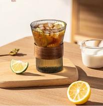 Jogo 1 Copos Listras C/ Alça De Madeira P/ Café E Suco 320ml