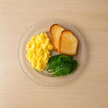 Jogo 12 Pratos Rasos de Refeição Borda Cristal Diamante 27cm Jogo 12 Pratos Rasos de Refeição Borda Cristal Diamante 27cm