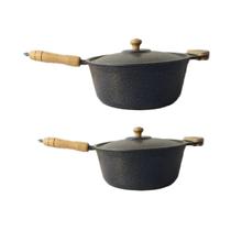 Jogo 2 Panelas Caçarolas Alumínio Craqueado com cabo de madeira 26 e 28cm Jogo 2 Panelas Caçarolas Alumínio Craqueado com cabo de madeira 26 e 28cm