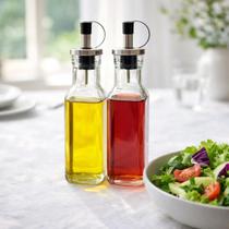Jogo 2 Porta Azeite Vinagre Vidro Quadrado 250ml Galheteiro Bico Dosador Fluxo Controlado Tampa Abre Fecha Organizador Cozinha Gourmet Shoyu Molhos Jogo 2 Porta Azeite Vinagre Vidro Quadrado 250ml Galheteiro Bico Dosador Fluxo Controlado Tampa Abre Fecha Organizador Cozinha Gourmet Shoyu Molhos