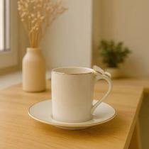 Jogo 4 Xícaras de Café com Pires New Bone China Papillon Borboleta Borda Dourada 100ml L'Hermitage Jogo 4 Xícaras de Café com Pires New Bone China Papillon Borboleta Borda Dourada 100ml L'Hermitage