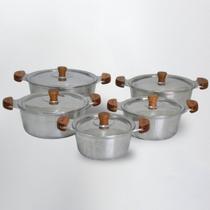 Jogo 5 Caçarolas 16a24cm Tradicional Polido com Aças de madeira e Tampa leve Jogo 5 Caçarolas 16a24cm Tradicional Polido com Aças de madeira e Tampa leve