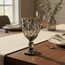 Jogo 6 Taças Diamond Vidro Bico Abacaxi Diamante Fumê Preto 340 ml Jogo 6 Taças Diamond Vidro Bico Abacaxi Diamante Fumê Preto 340 ml