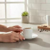 Jogo 6 Xícara c/6 Pires Café 80ml Porcelana Branca Hauskraft Jogo 6 Xícara c/6 Pires Café 80ml Porcelana Branca Hauskraft