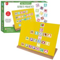Jogo Alfabeto Magnético Letras e Figuras Em Madeira