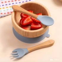 Jogo Alimentação Infantil Silicone e Bambu Mimo Style Ventosa Colher e Garfo Azul Jogo Alimentação Infantil Silicone e Bambu Mimo Style Ventosa Colher e Garfo Azul