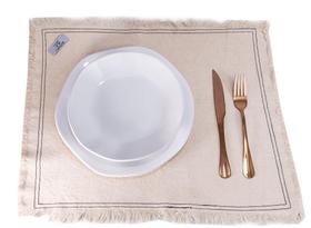 Jogo americano desfiado cru