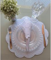 Jogo Americano Redondo de Tecido Branco Bordado Sofisticada Jogo Americano Redondo de Tecido Branco Bordado Sofisticada