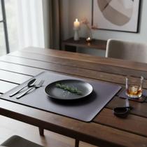 Jogo Americano Souplast Impermeável material sintético Mesa Restaurante Kit Cor:MarsalaFormato:QuadradoKits:2 Peças