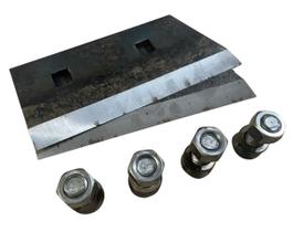 Jogo c/ 2 faca + 4 parafuso - maquinas guarnieri mg150