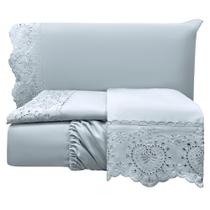 Jogo Cama Lençol Detail Casal Padrão Bordado Guipir Bordado Inglês Percal 300 Fios 4 Peças - Cinza Jogo Cama Lençol Detail Casal Padrão Bordado Guipir Bordado Inglês Percal 300 Fios 4 Peças - Cinza