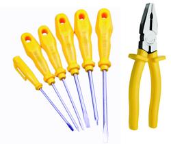 Jogo Chave ferramenta 3 fenda 3 philips e 1 Alicate Universal Jogo Chave ferramenta 3 fenda 3 philips e 1 Alicate Universal