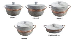 Jogo com 05 panelas em pedra sabão