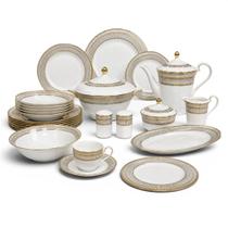 Jogo de Aparelho de Jantar em Porcelana Branca e Filetes à Ouro 62 Peças 45x63x57cm Jogo de Aparelho de Jantar em Porcelana Branca e Filetes à Ouro 62 Peças 45x63x57cm