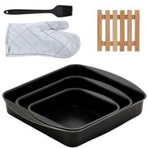 Jogo De Assadeira 03 Pçs + Luva + Descanso Panela + Pincel Jogo De Assadeira 03 Pçs + Luva + Descanso Panela + Pincel