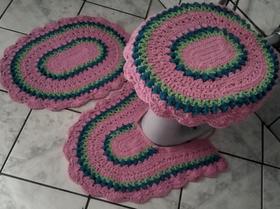 Jogo de banheiro de crochê modelo Primavera com 3 peças