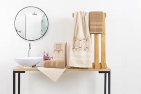 Jogo de Banho Bordado Collors 5 Peças Jogo de Banho Bordado Collors 5 Peças