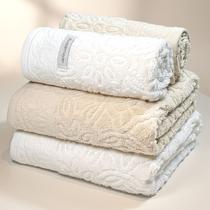 Jogo de Banho e Rosto Buddemeyer Floralis Extra Soft 4 Peças 100% Algodão Alta absorção Macia Grande Cor:Branco/ Marfim Jogo de Banho e Rosto Buddemeyer Floralis Extra Soft 4 Peças 100% Algodão Alta absorção Macia Grande Cor:Branco/ Marfim