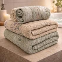 Jogo de Banho Karsten Yuna 100% Algodão Barra Jacquard Floral Macia 4pçs Jogo de Banho Karsten Yuna 100% Algodão Barra Jacquard Floral Macia 4pçs