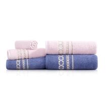 Jogo de Banho Sultan Romance 5 Peças em Algodão 420g/m² Alta Absorção Jeans e Rosa Nude Jogo de Banho Sultan Romance 5 Peças em Algodão 420g/m² Alta Absorção Jeans e Rosa Nude