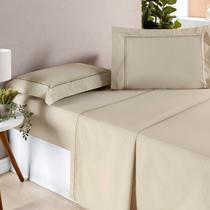Jogo de Cama Casal Percale 200 Fios com Aba Americana Bordado 04 Peças Ellos Cor:Cáqui Jogo de Cama Casal Percale 200 Fios com Aba Americana Bordado 04 Peças Ellos Cor:Cáqui