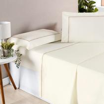 Jogo de Cama King Percale 200 Fios com Aba Americana Bordado 04 Peças Ellos Cor:Palha Jogo de Cama King Percale 200 Fios com Aba Americana Bordado 04 Peças Ellos Cor:Palha